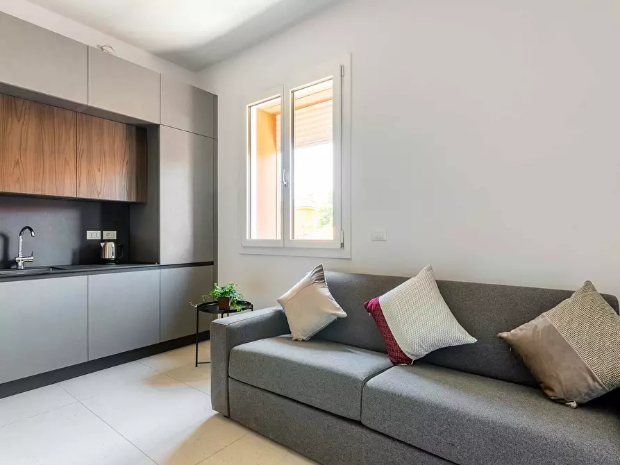 Immagine 13 di Appartamento in affitto  in Via Mario de Maria a Bologna