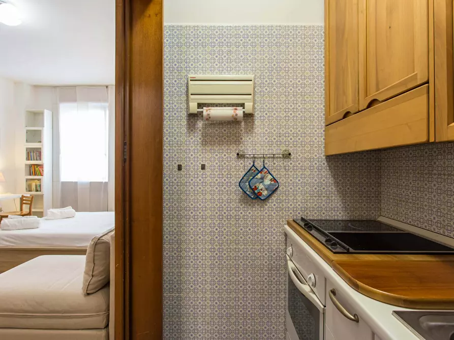 Immagine 10 di Appartamento in affitto  in Via Egadi a Milano