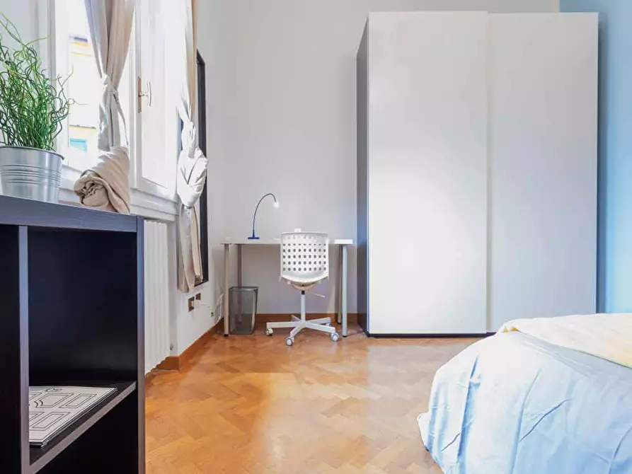 Immagine 4 di Camera in affitto  in Via Marsala28 a Bologna