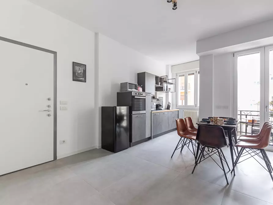 Immagine 45 di Appartamento in affitto  in Via Giuseppe Govone83 a Milano