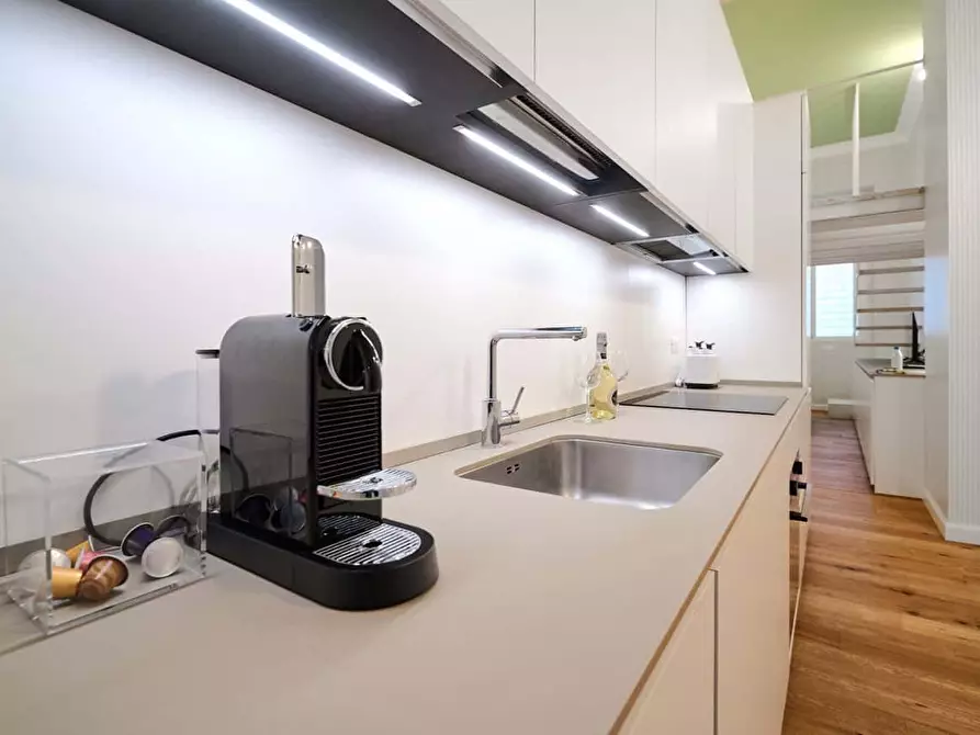 Immagine 31 di Appartamento in affitto  in Viale Argonne1 a Milano