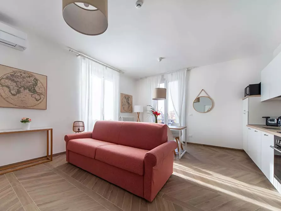 Immagine 9 di Appartamento in affitto  in Via Giuseppe Massarenti254 a Bologna