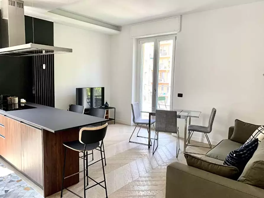 Immagine 5 di Appartamento in affitto  in Viale Carlo Troya11 a Milano