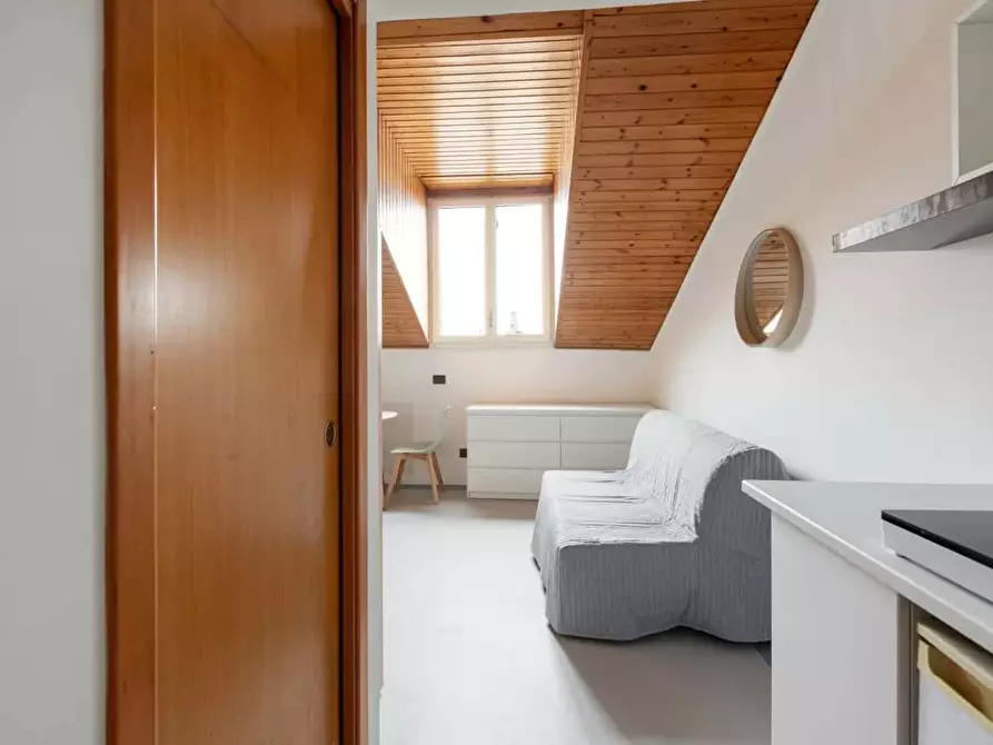 Immagine 5 di Appartamento in affitto  in Corso Magenta25 a Milano