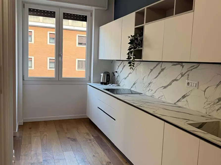Immagine 20 di Appartamento in affitto  in Viale Tunisia13 a Milano