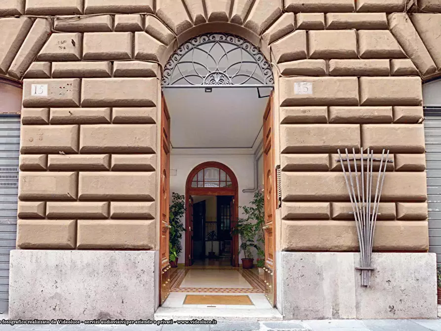Immagine 2 di Appartamento in affitto  in Via Raffaele Cadorna13 a Roma