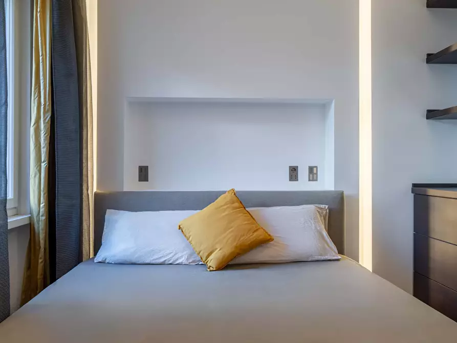 Immagine 41 di Appartamento in affitto  in Via Borgonuovo4 a Milano