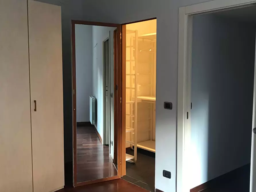 Immagine 3 di Appartamento in affitto  in Viale Colli Aminei58 a Napoli