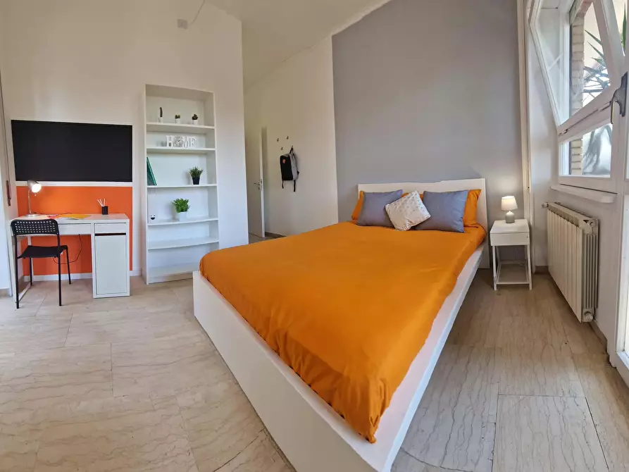 Immagine 4 di Camera in affitto  in Lungotevere di Pietra Papa61 a Roma