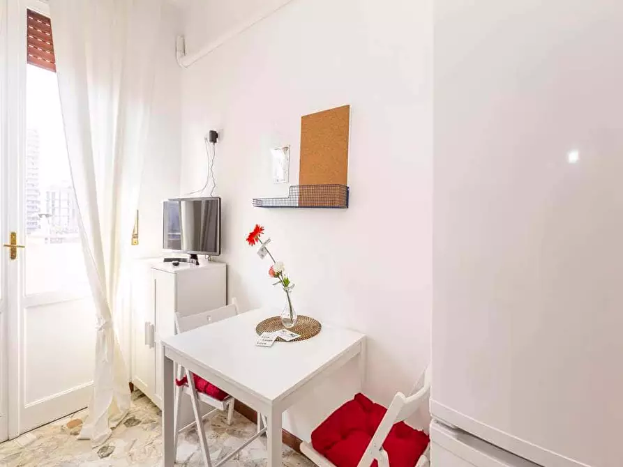 Immagine 20 di Camera in affitto  in Viale Lucania30 a Milano