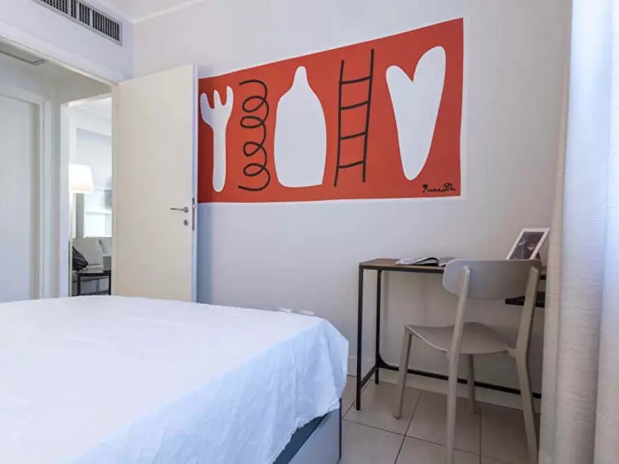 Immagine 4 di Camera in affitto  in Via Bernardino Biondelli7 a Milano