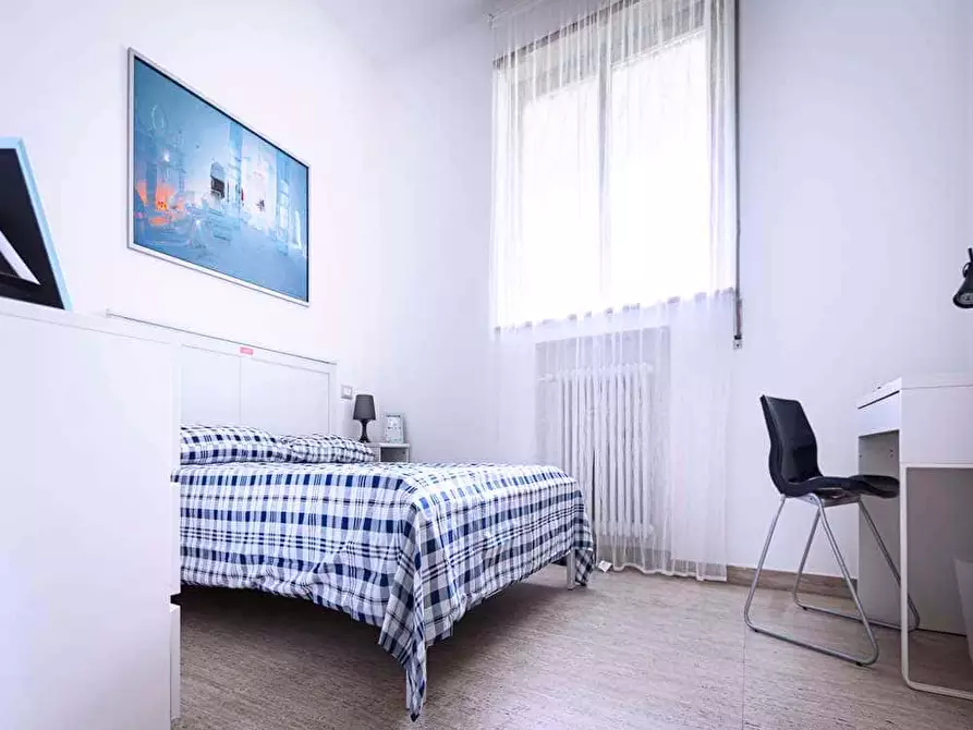 Immagine 4 di Camera in affitto  in Via Ippodromo9 a Milano