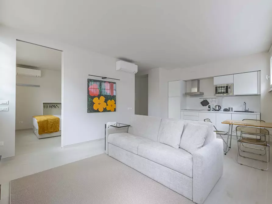 Immagine 15 di Appartamento in affitto  in Via Francesco Melzi d'Eril26 a Milano