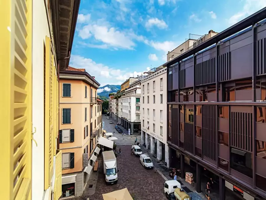 Immagine 29 di Appartamento in affitto  in Via Pietro Boldoni26 a Como