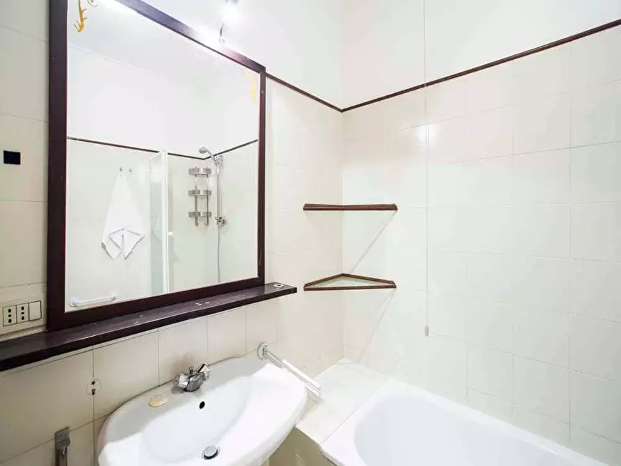 Immagine 17 di Camera in affitto  in Via dei Missaglia13 a Milano