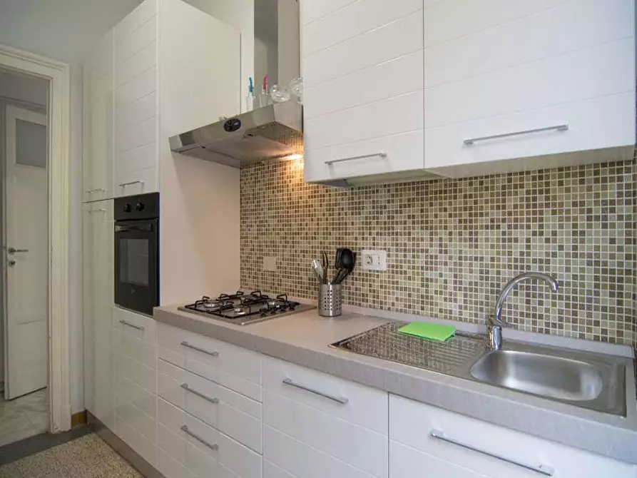 Immagine 17 di Camera in affitto  in Piazzale Susa11 a Milano