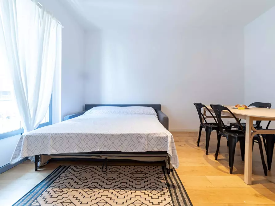 Immagine 11 di Appartamento in affitto  in Via Luigi Canonica91 a Milano