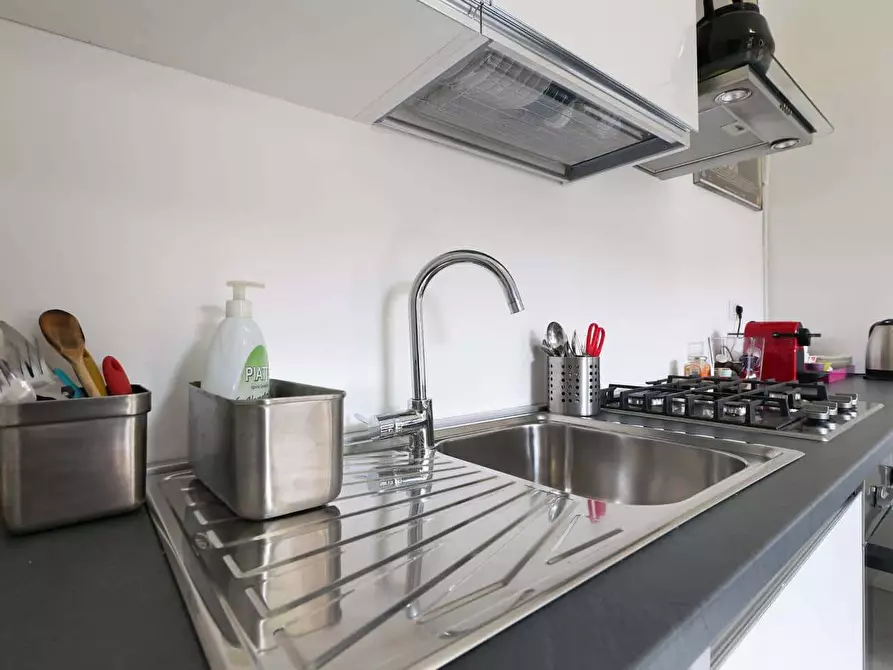 Immagine 11 di Appartamento in affitto  in Via Nino Oxilia13 a Milano