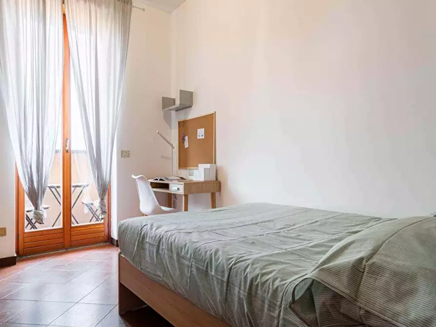 Immagine 5 di Camera in affitto  in Viale Bacchiglione21 a Milano