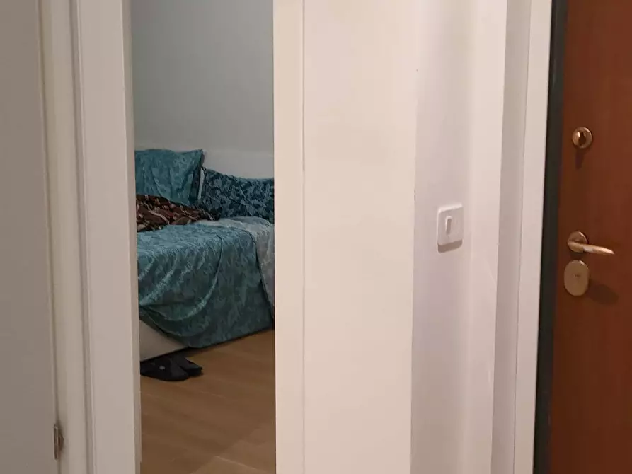 Immagine 14 di Camera in affitto  in Via Lorenteggio205 a Milano