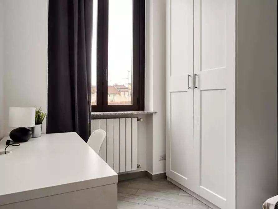 Immagine 3 di Camera in affitto  in Via Giovanni Pezzotti44 a Milano