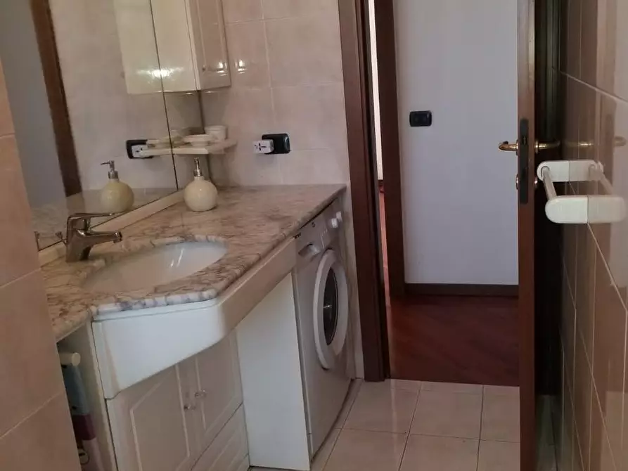 Immagine 16 di Camera in affitto  in Via Privata Giancarlo Puecher9 a Milano