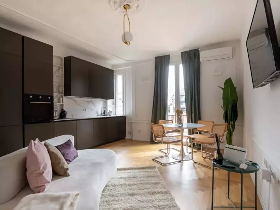 Immagine 1 di Appartamento in affitto  in Via Novara99 a Milano