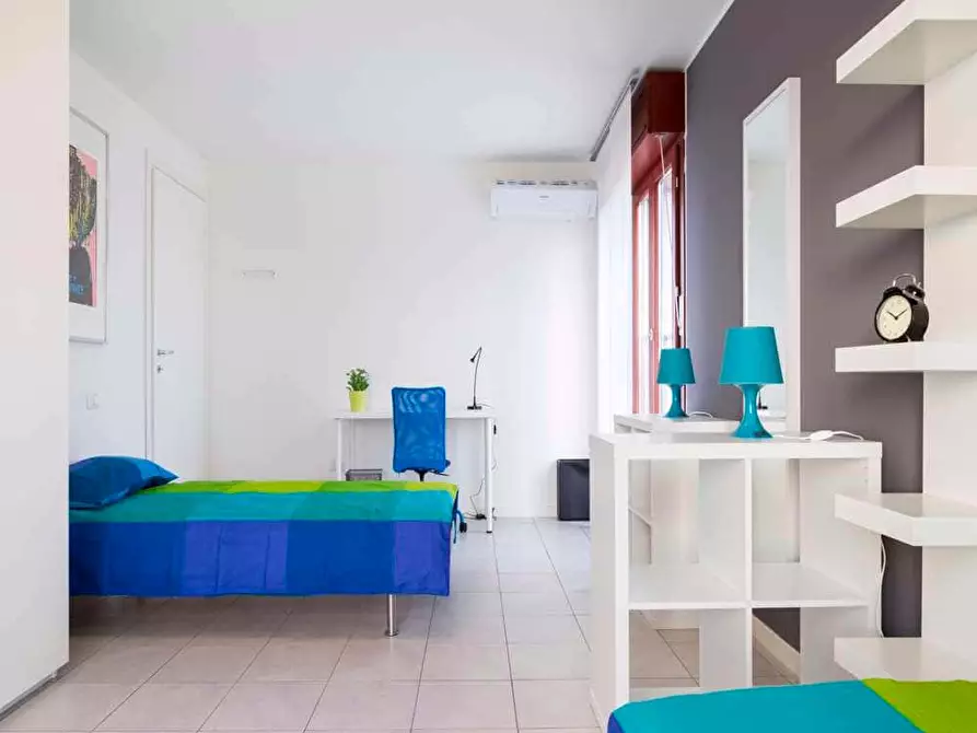 Immagine 7 di Camera in affitto  in Largo Cavalieri di Malta4 a Milano