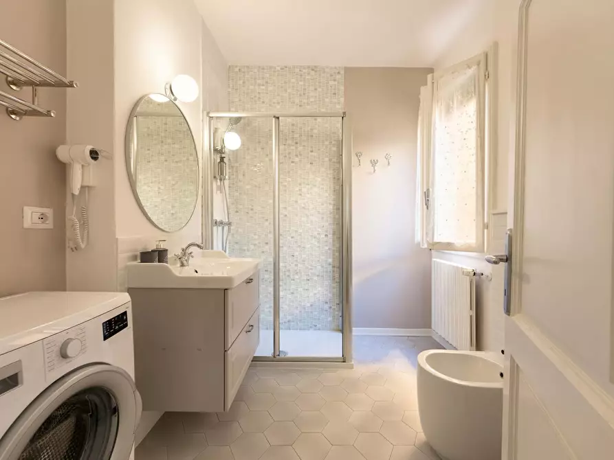 Immagine 15 di Appartamento in affitto  in Borgo Allegri a Firenze