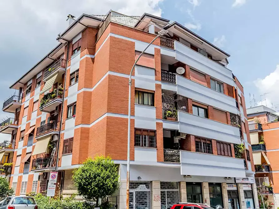 Immagine 23 di Appartamento in affitto  in Via Pio Foà48 a Roma