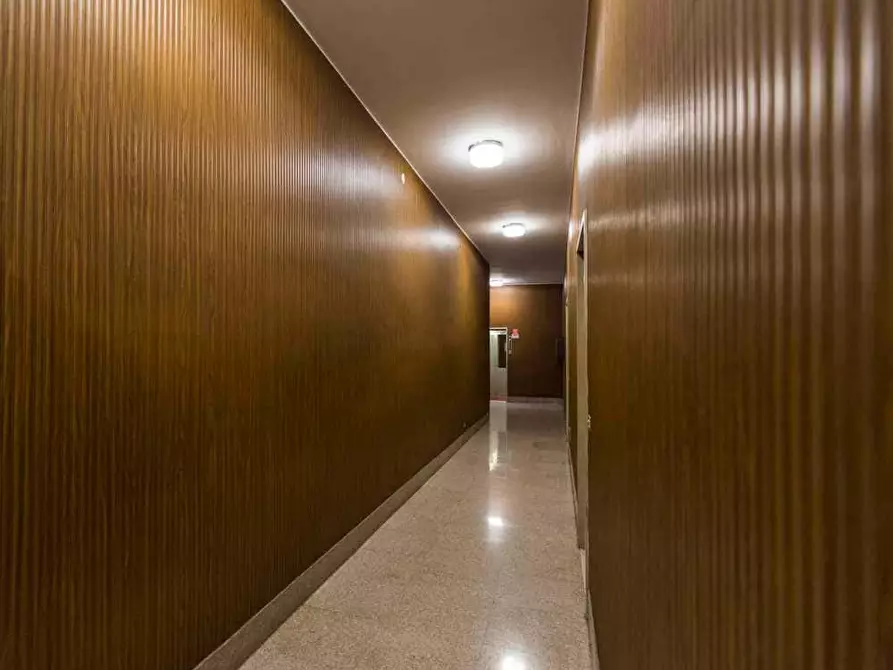 Immagine 43 di Camera in affitto  in Via Rubens23 a Milano