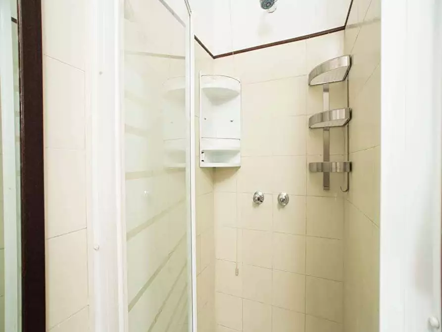 Immagine 18 di Camera in affitto  in Via dei Missaglia13 a Milano