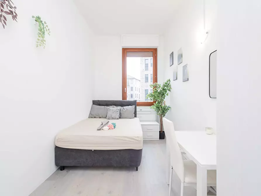 Immagine 1 di Camera in affitto  in Via Fernanda Wittgens3 a Milano