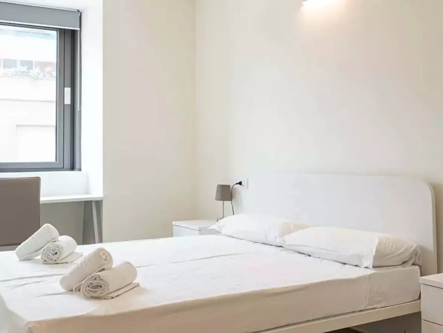 Immagine 22 di Appartamento in affitto  in Via Ippolito Rosellini2 a Milano