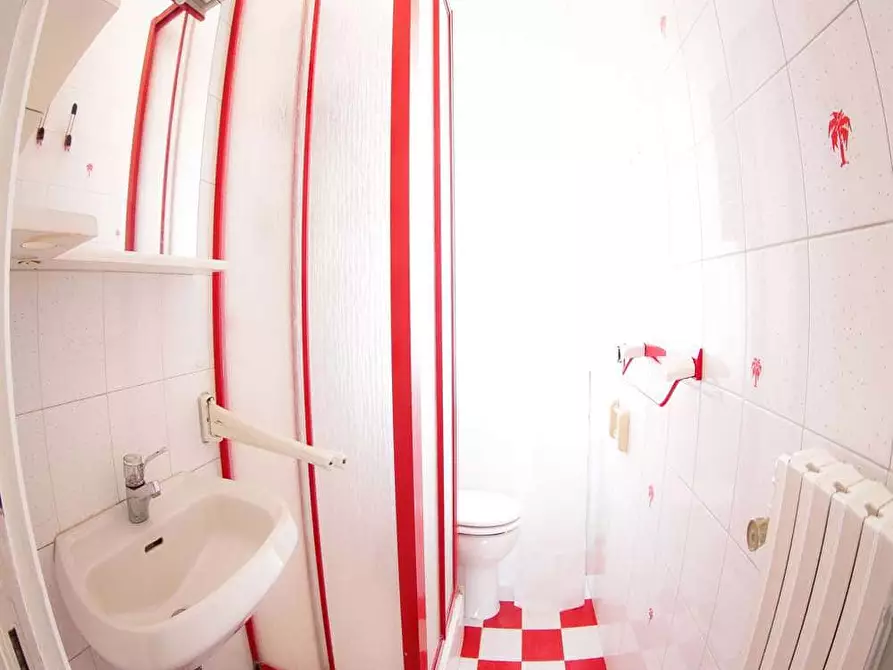 Immagine 6 di Camera in affitto  in Via Pergine3 a Milano