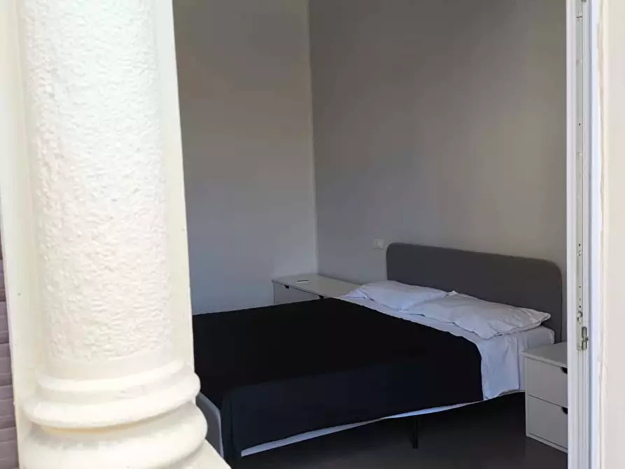 Immagine 42 di Appartamento in affitto  in Via Irnerio9 a Bologna