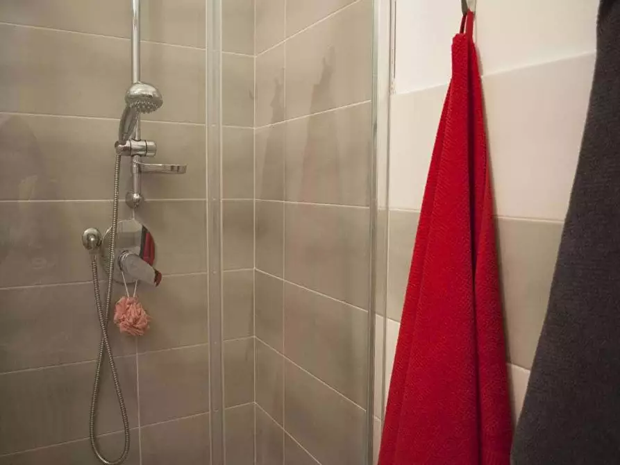 Immagine 31 di Camera in affitto  in Viale Tunisia13 a Milano