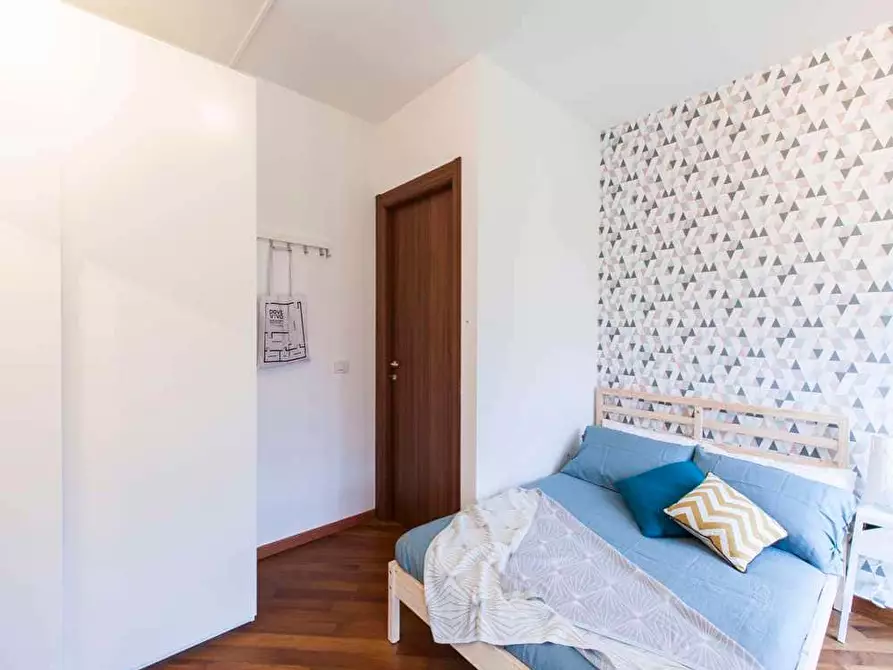 Immagine 6 di Camera in affitto  in Via Privata S. Martiniano1 a Milano