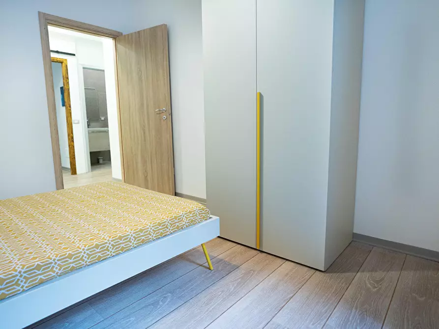 Immagine 2 di Camera in affitto  in Viale Caterina da Forlì50 a Milano