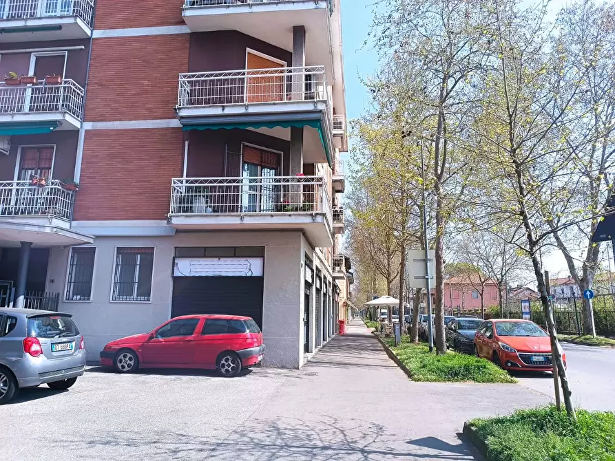 Immagine 19 di Appartamento in affitto  in Viale Ugo Foscolo23 a Monza