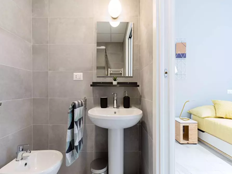 Immagine 1 di Camera in affitto  in Viale Bligny28 a Milano