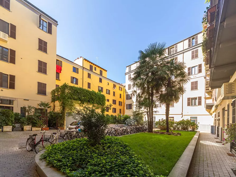 Immagine 40 di Appartamento in affitto  in Via Antonio Fogazzaro8 a Milano