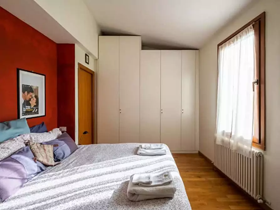 Immagine 3 di Appartamento in affitto  in Via San Vitale45 a Bologna