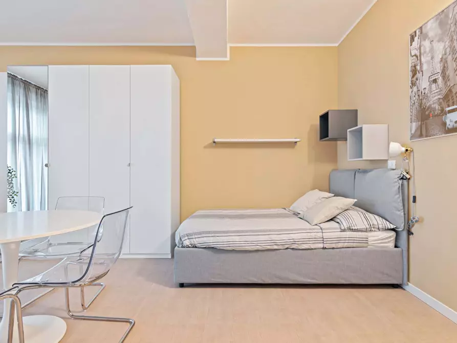 Immagine 5 di Appartamento in affitto  in Via Luciano Manara a Milano