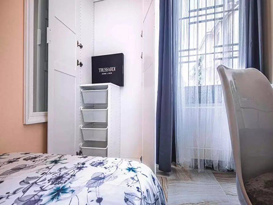 Immagine 5 di Camera in affitto  in Viale Nazario Sauro4 a Milano