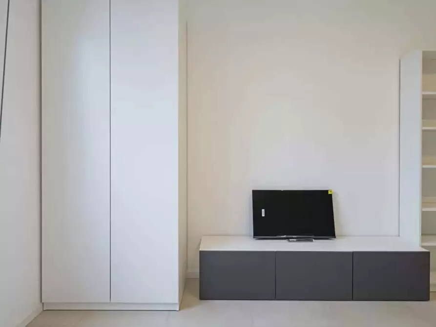 Immagine 24 di Appartamento in affitto  in Via Lodovico Il Moro114 a Milano