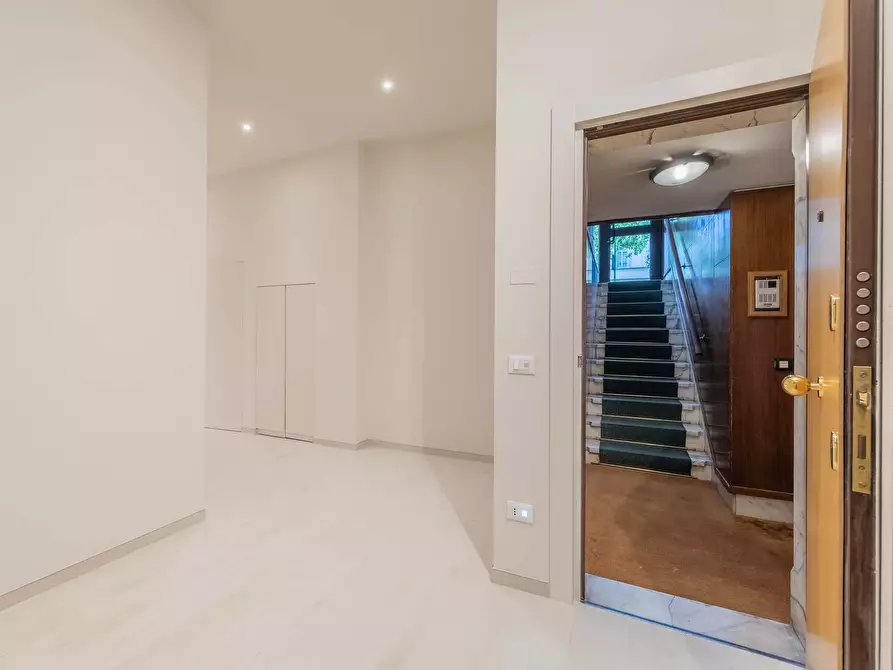 Immagine 4 di Appartamento in affitto  in Via Francesco Melzi d'Eril26 a Milano