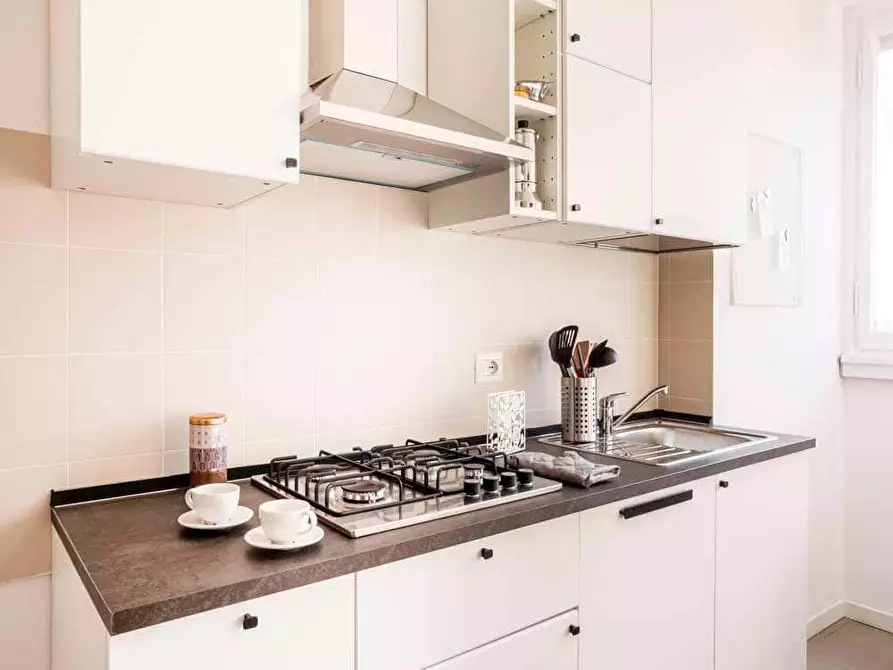 Immagine 21 di Camera in affitto  in Viale Tibaldi2 a Milano