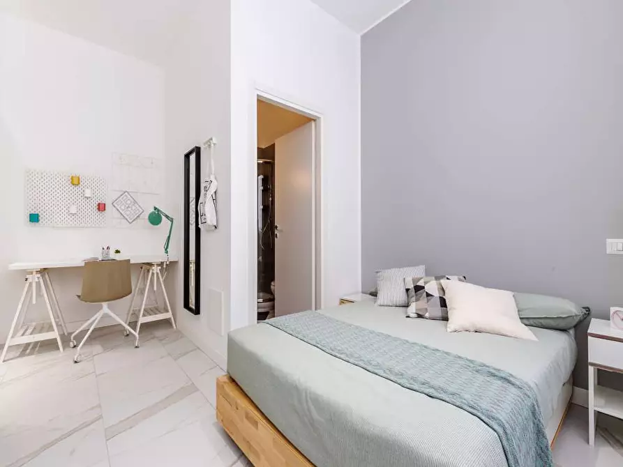 Immagine 2 di Camera in affitto  in Viale Bligny28 a Milano