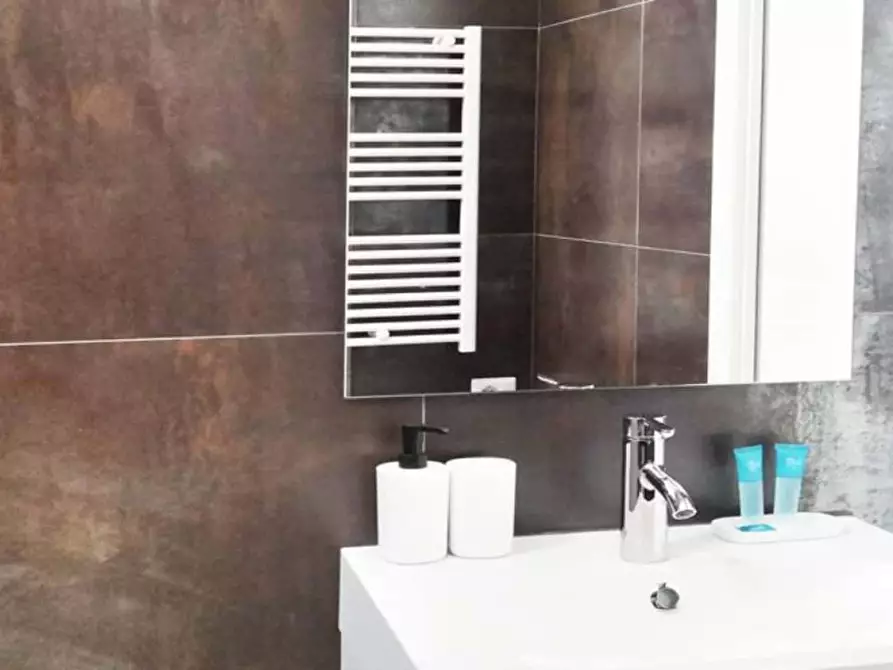 Immagine 16 di Appartamento in affitto  in Via Graziano39 a Milano